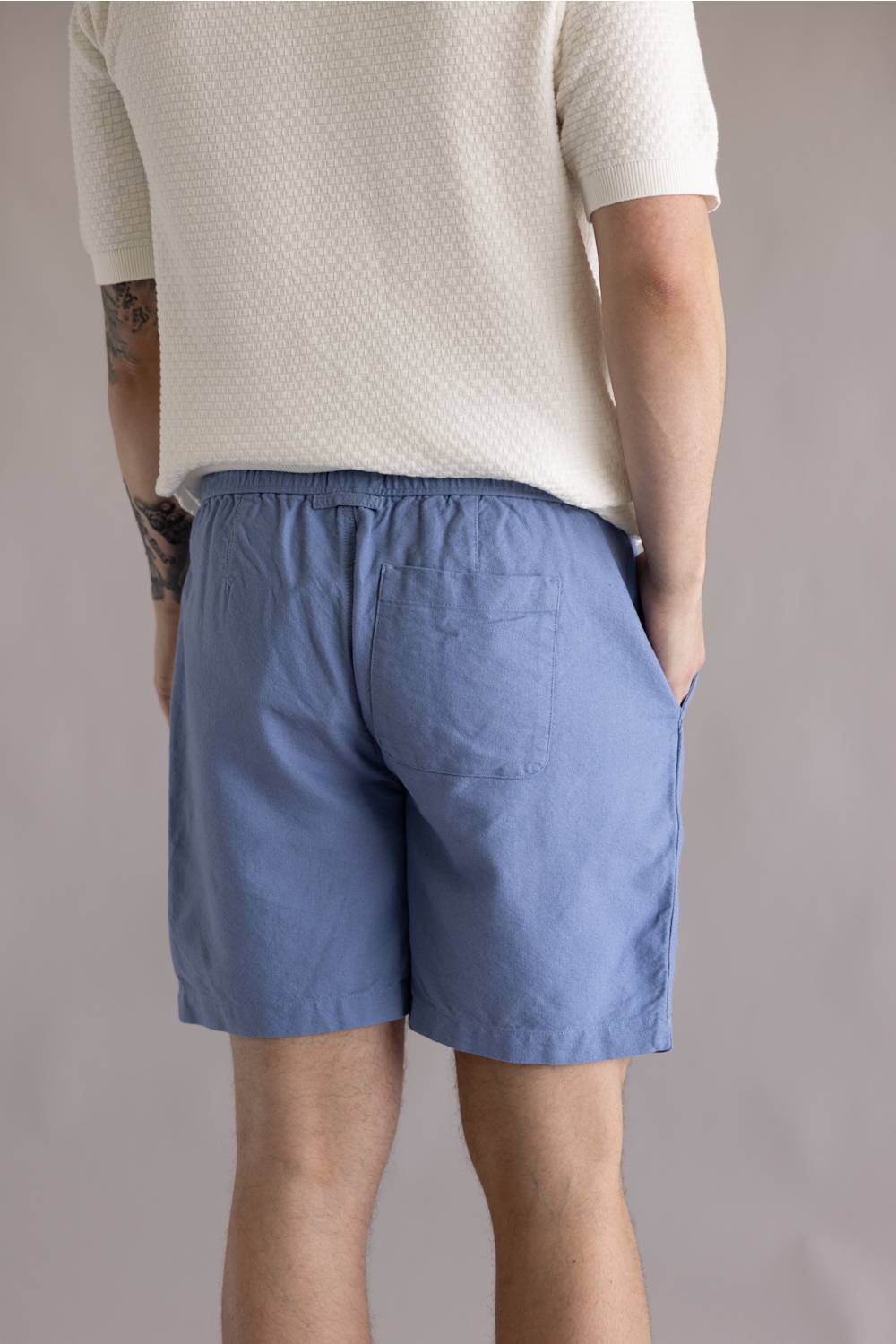 Weatherproof Vintage Linen Shorts for Men in Infinity Blue