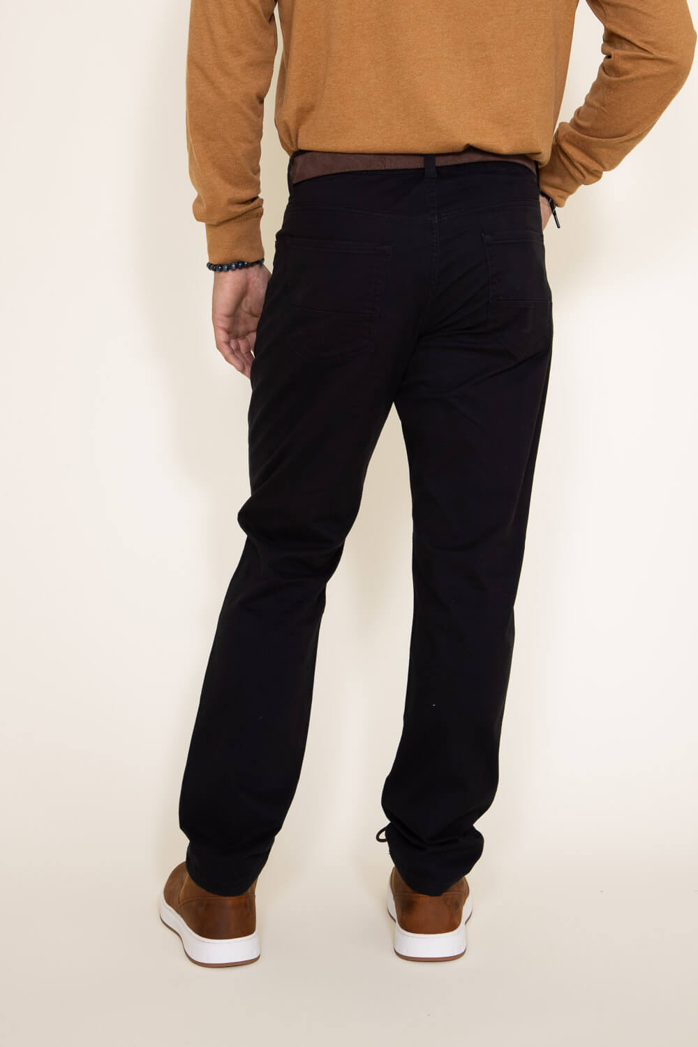 Weatherproof Vintage Stretch Twill Pants for Men in Black