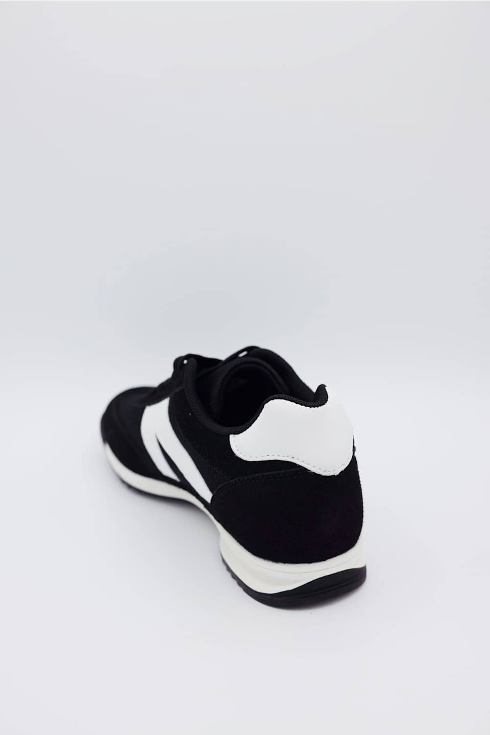  Berness Leena Sneakers for Women in Black