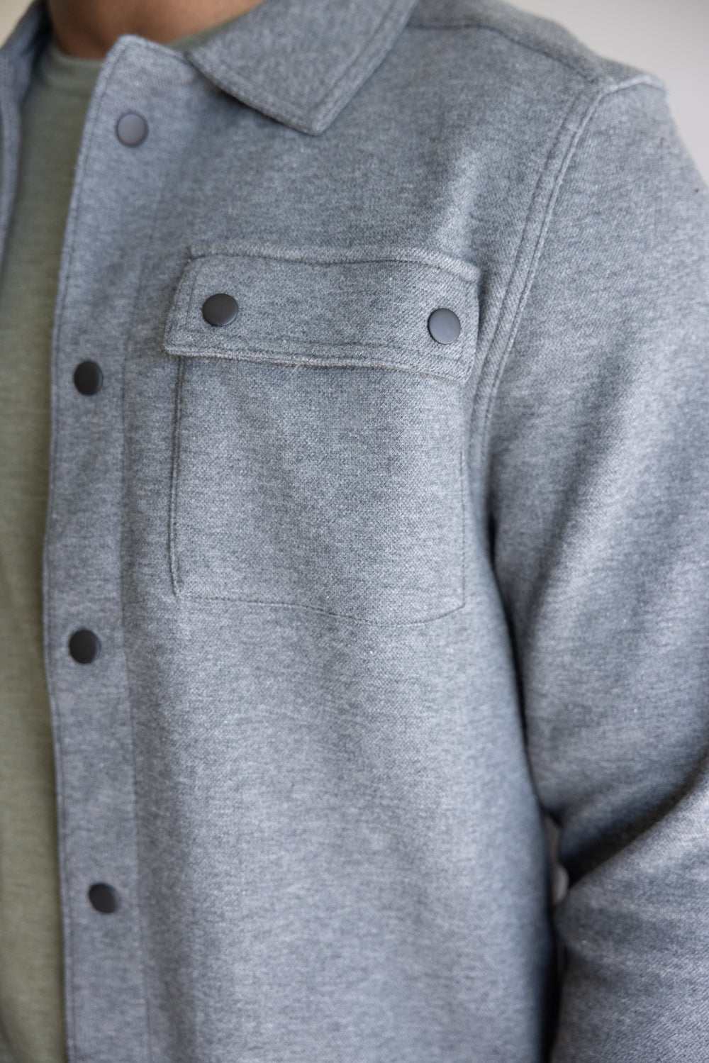 1897 Original Solid Knit Shacket for Men in Charcoal