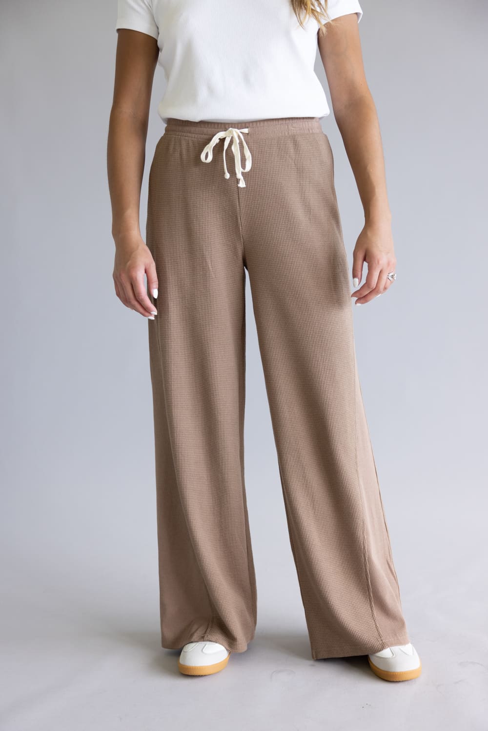 NO COFFEE × CLUBHAU PADDED LONG PANT M Drawstring Waffle Knit Lounge Pants for Women in Mocha | HF25F174