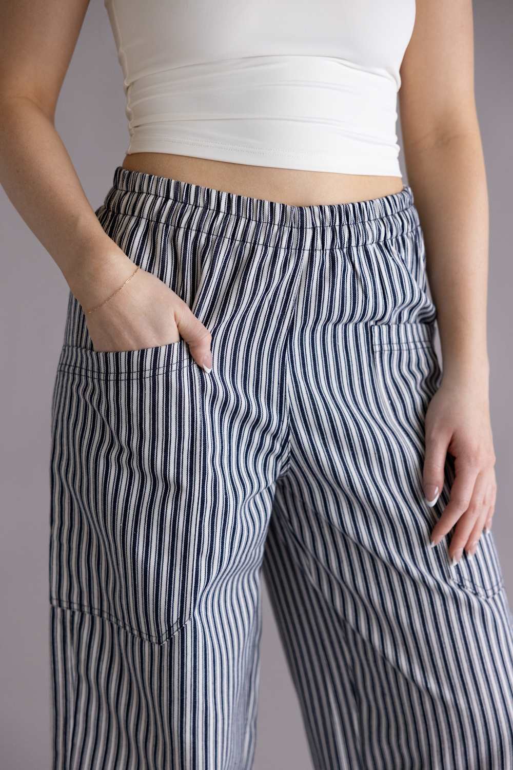 Stripe Barrel Pants for Women in Navy