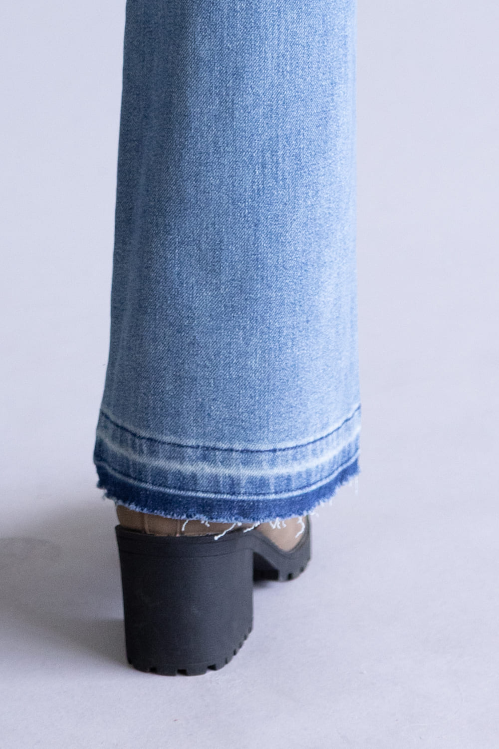 Judy Blue Mid-Rise Slim Bootcut Jeans for Women