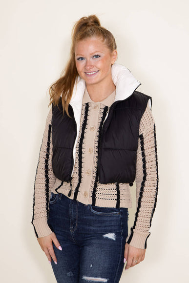 Love Tree Cropped Reversible Puffer Vest for Women in Black/White