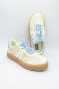MIA Axel Sneakers for Women in Blue Floral; Pair of sneakers with light blue laces on a white background