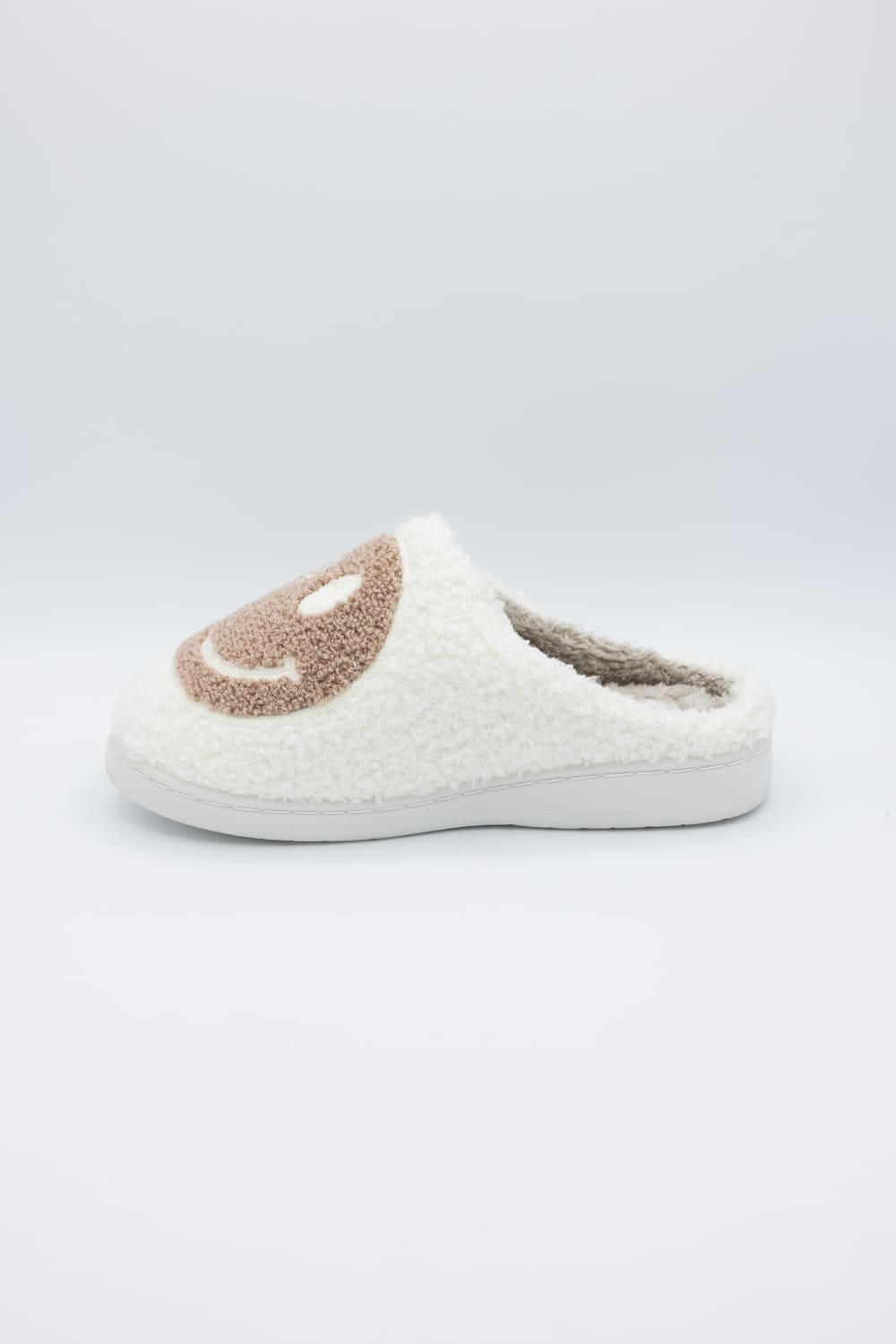  MIA Cozi Smiley Slippers for Women in Cocoa