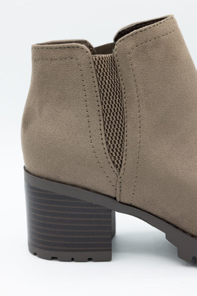 Soda Thumb Lug Booties for Women in Deep Taupe
