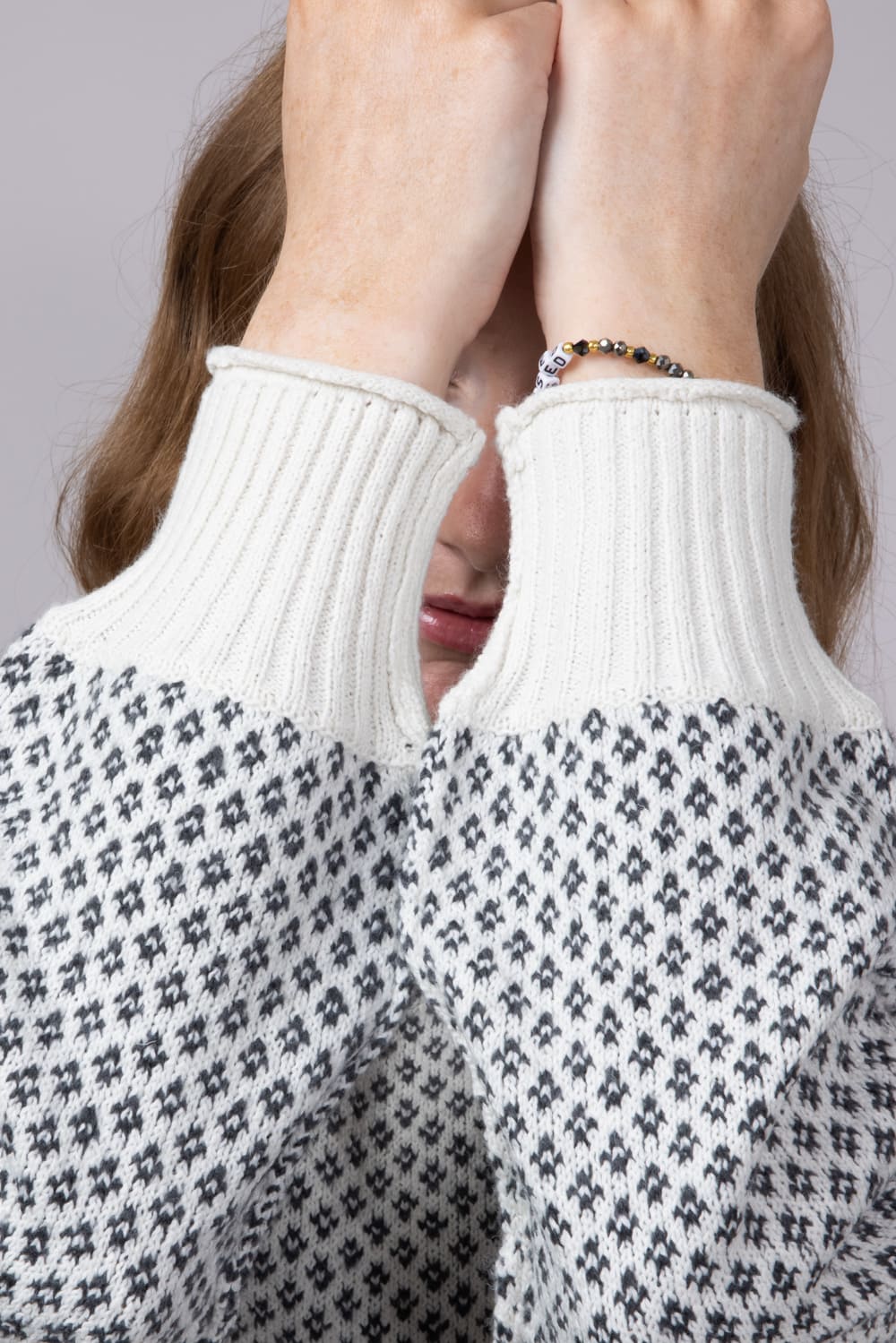 Textured Reglan Sleeve Sweater for Women in Charcoal