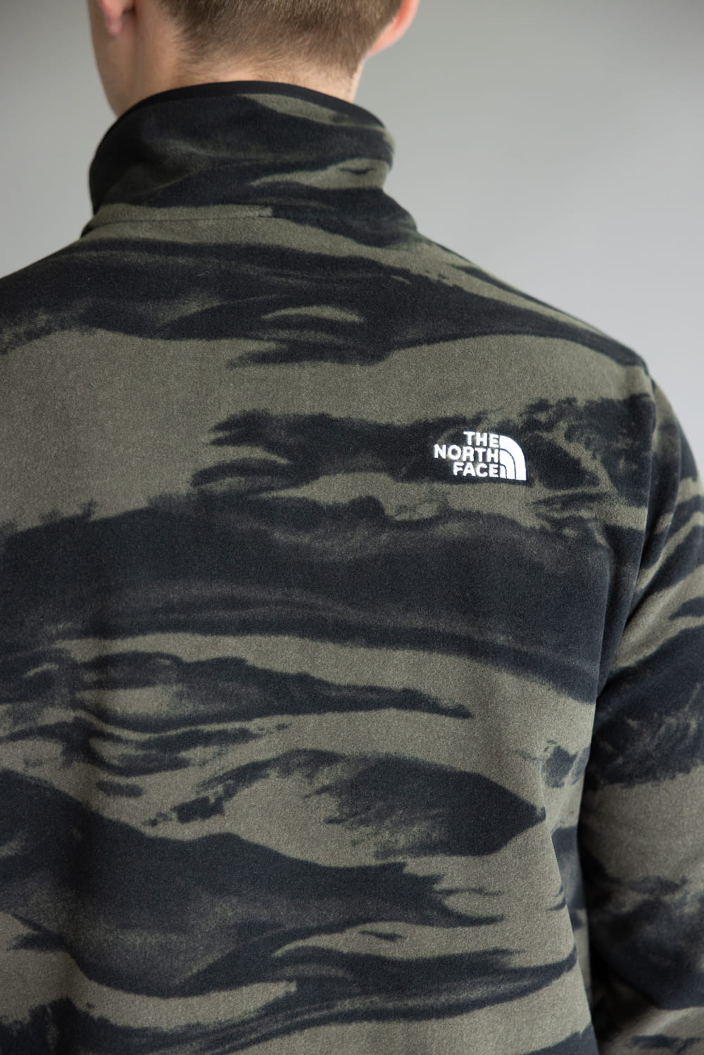 The North Face Glacier Freeze Quarter Zip for Men in Taupe Green