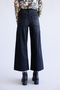 Vervet Super Soft High Rise Wide Crop Black Jeans for Women