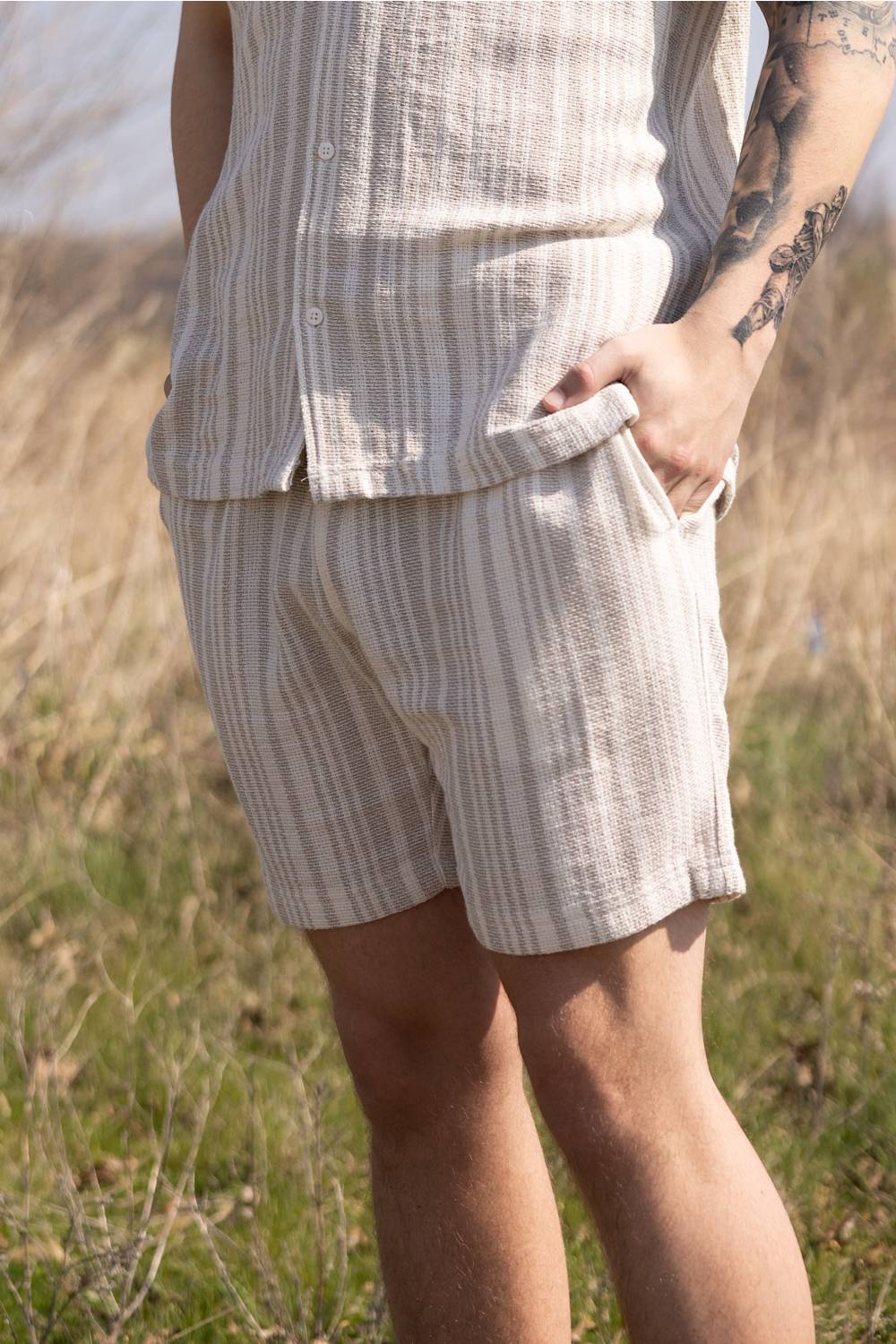 Vintage Summer Basketweave Shorts for Men in Tan