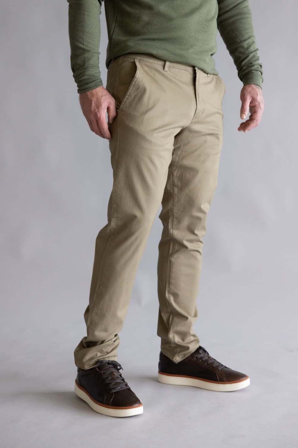 Weatherproof Vintage Leader Chino Pants for Men in Light Oak