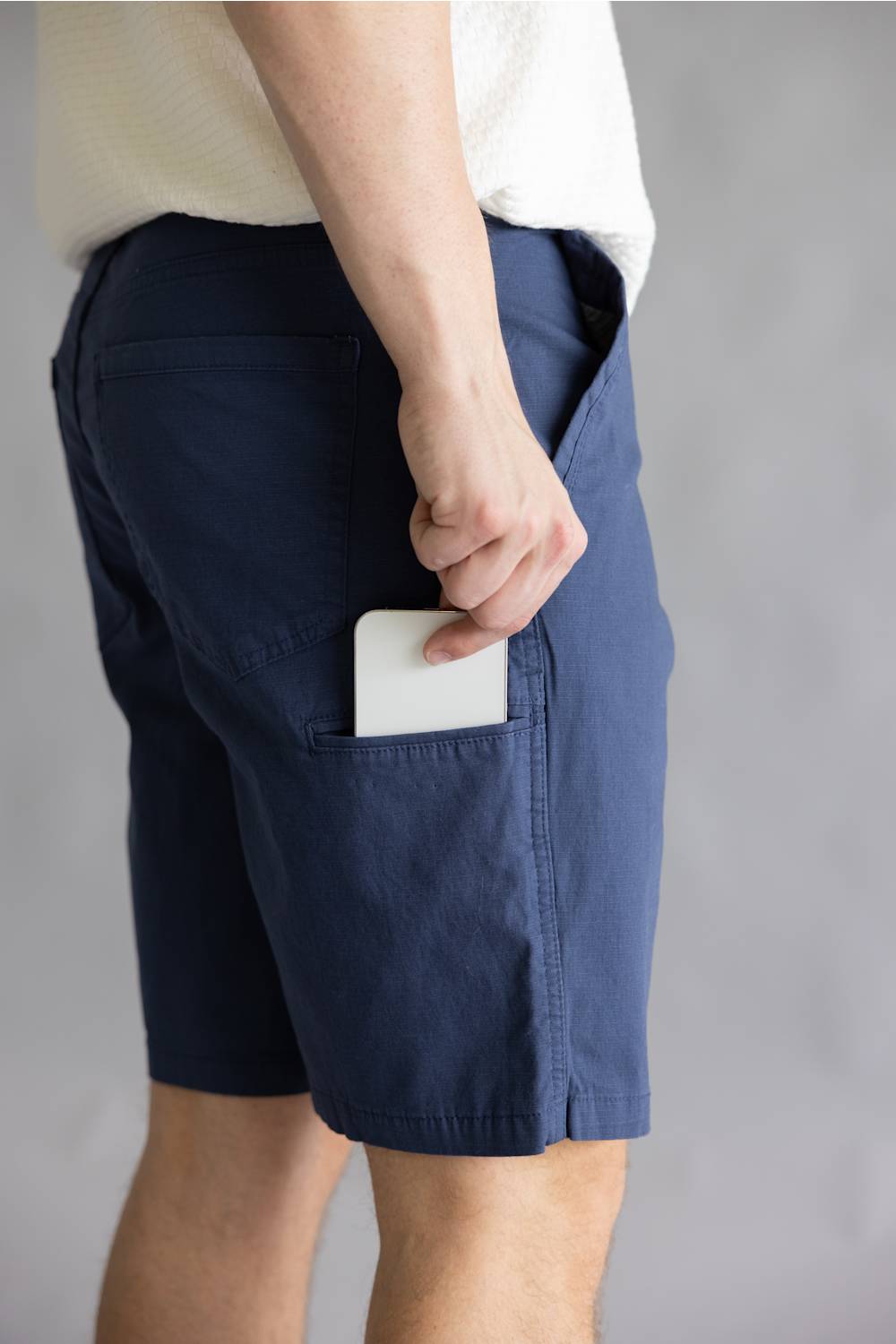 Weatherproof Vintage Ripstop Shorts for Men in Navy