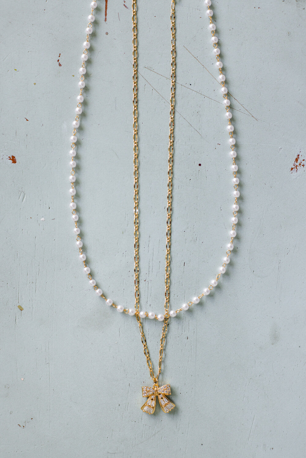 Bow Necklace in Gold