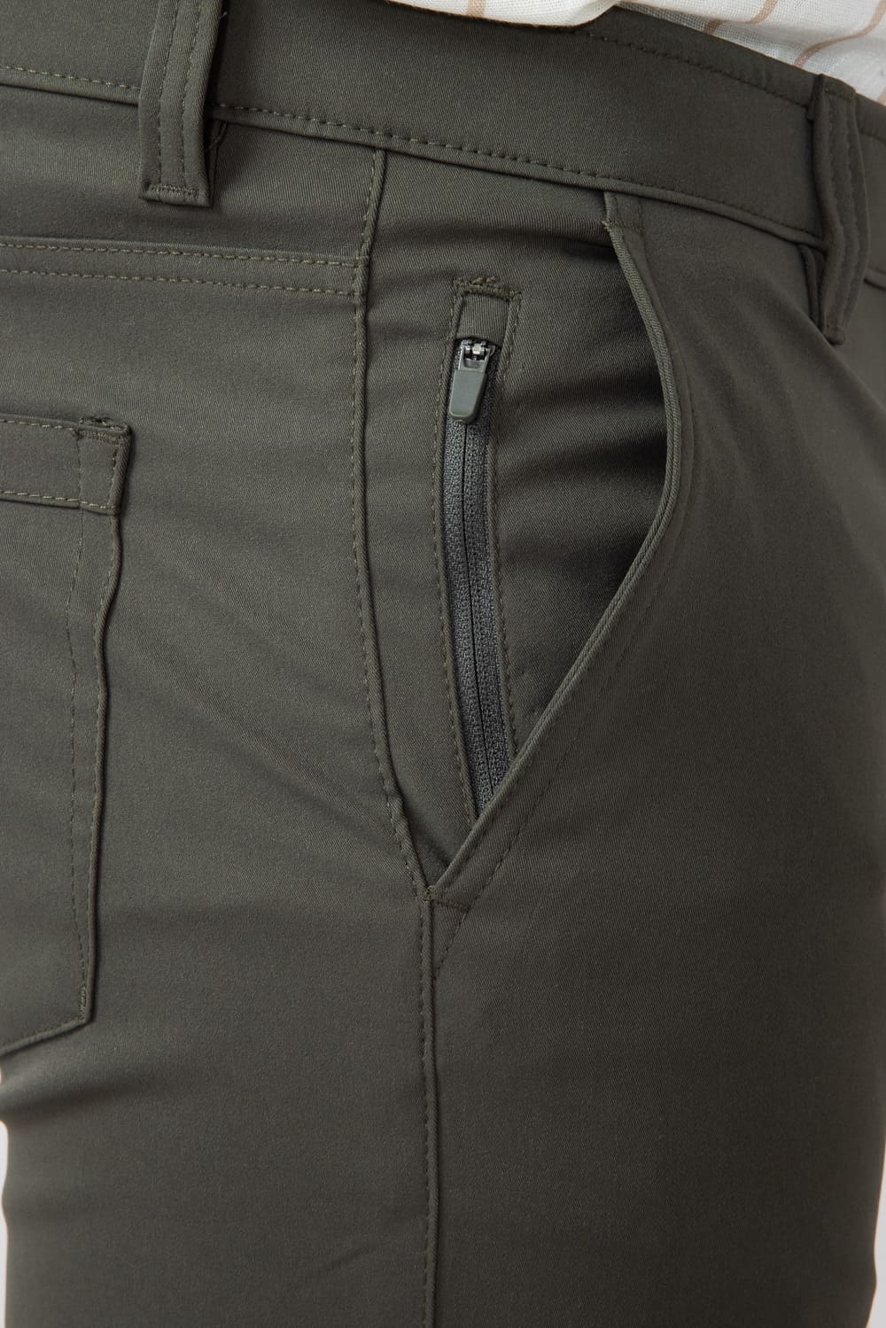 Copper & Oak Clay 5 Pocket Pants for Men in Military Green