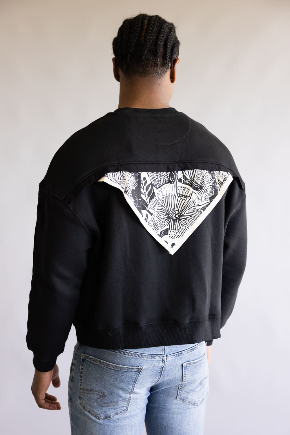 Denim & Flower Bandana Back Crewneck for Men in Black