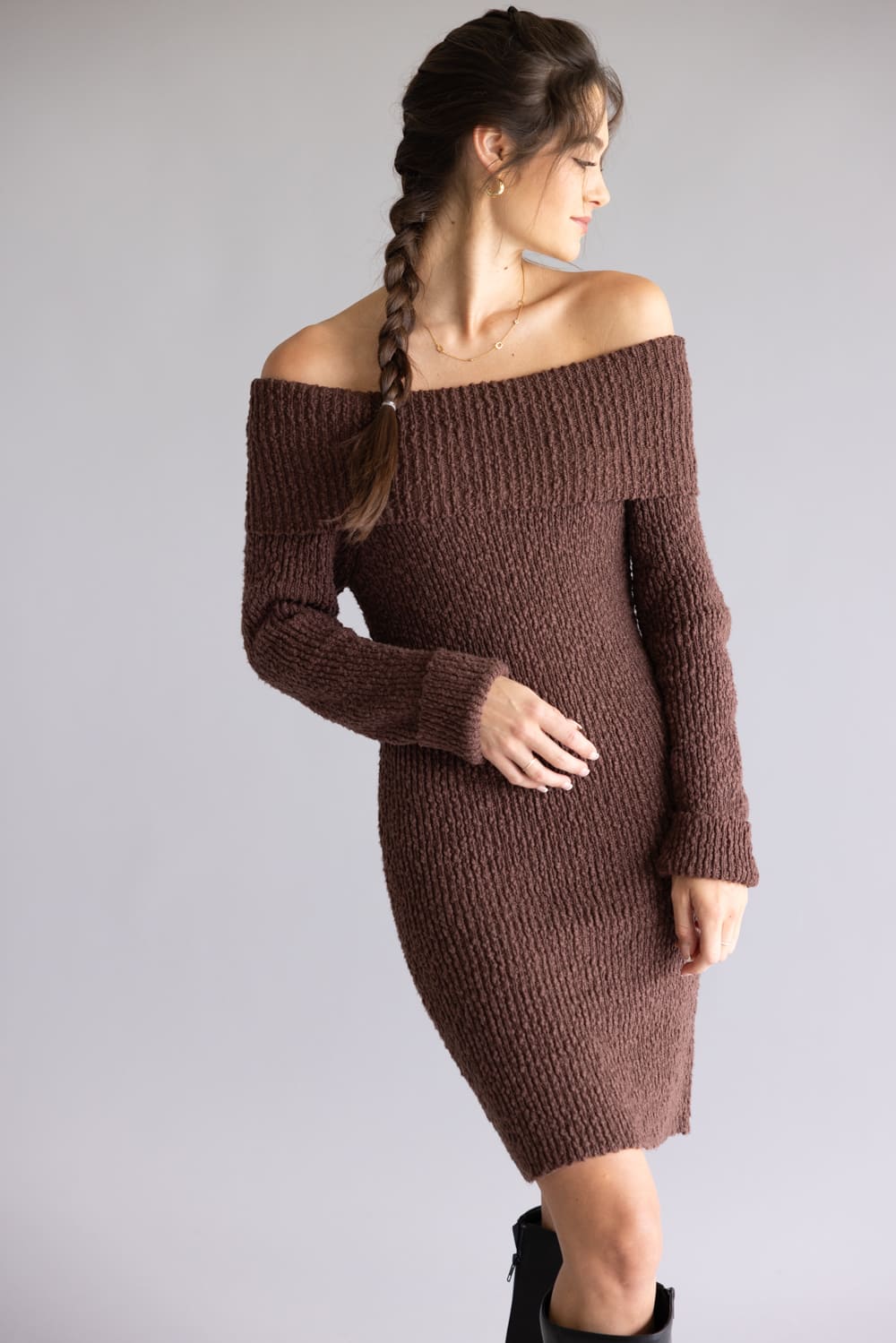 Illa Illa Off The Shoulder Knit Sweater Dress for Women in Brown