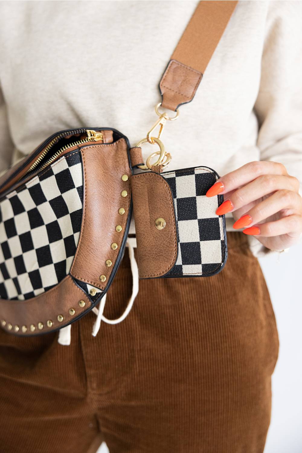 KW Fashion Checkered Crossbody Bag for Women in Brown