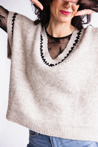 Aaron & Amber Embroidered V-Neck Sweater Vest for Women in Oatmeal