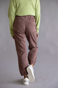 Mica Cropped Jogger Pants for Women in Cocoa