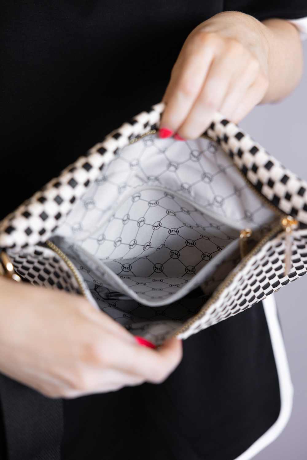 Weave Checked Bag for Women in Black