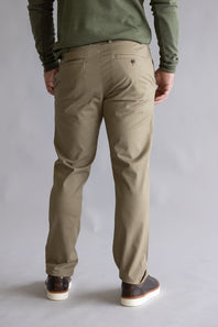 Weatherproof Vintage Leader Chino Pants for Men in Light Oak