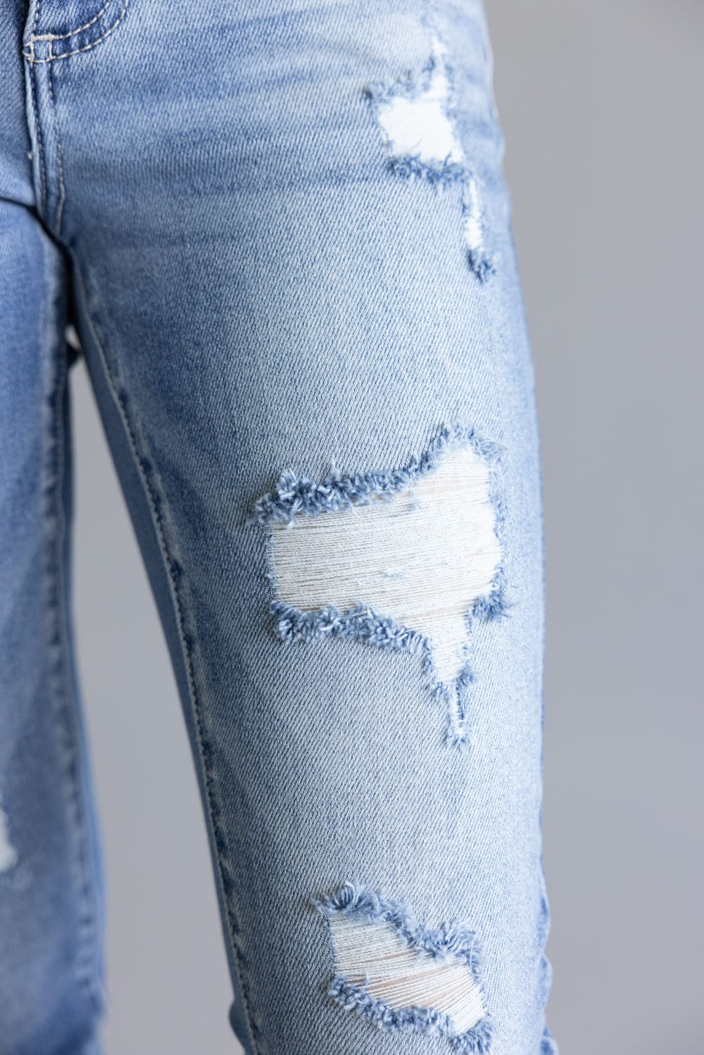 Cello Distressed Fray Ankle Cropped Skinny Jeans for Women