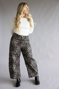 Leopard Printed Barrel Jeans for Women in Mocha