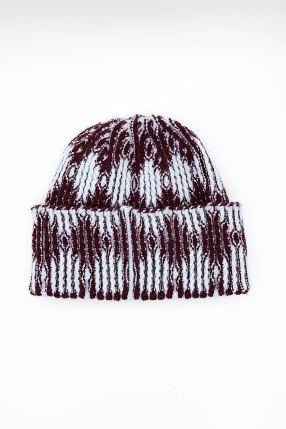 Knit cuffed beanie with geometric pattern 