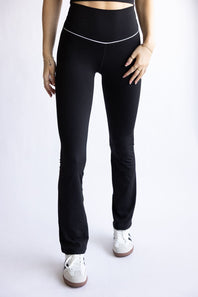 Love Tree Piping Detail Flare Leggings for Women in Black