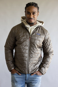 Patagonia Men’s Nano Puff Jacket in Marlow Brown