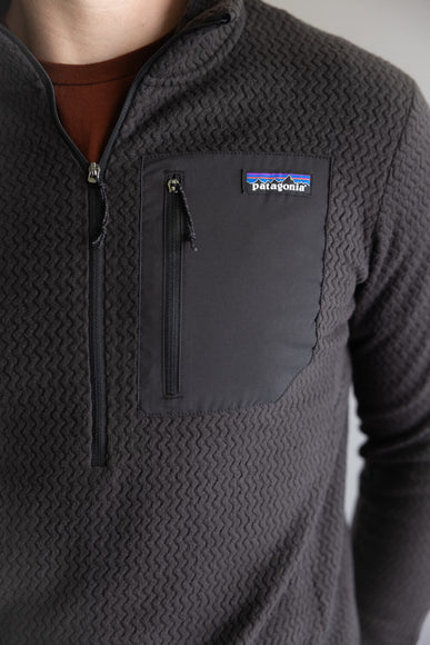 Patagonia Men’s R1 Air Zip Neck in Black 