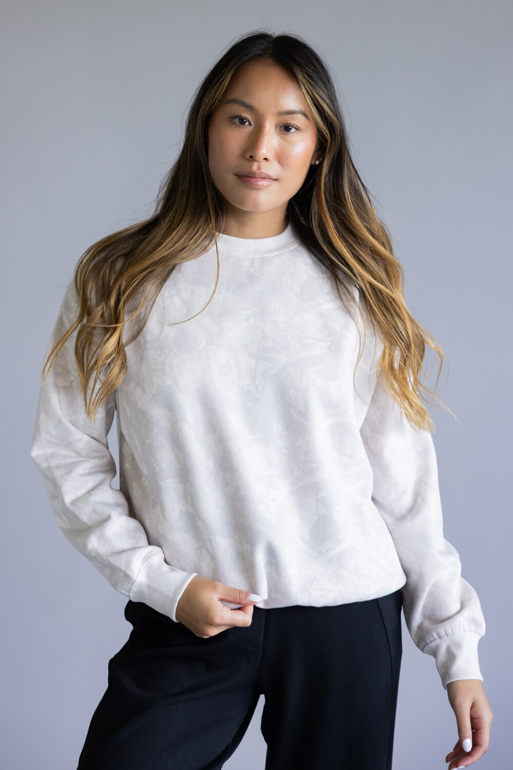 1897 Active Camo Crewneck Fleece Sweatshirt for Women in Beige