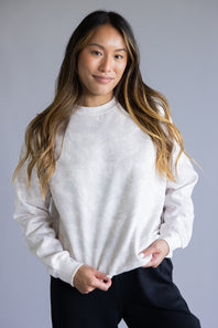 1897 Active Camo Crewneck Fleece Sweatshirt for Women in Beige