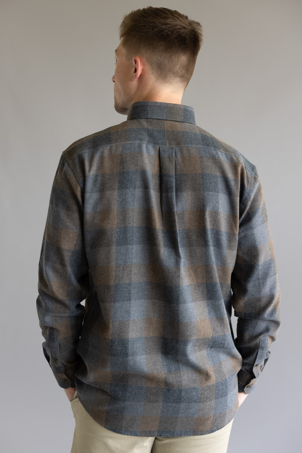 1897 Legends Flannel Shirt for Men in Grey/Brown Plaid 