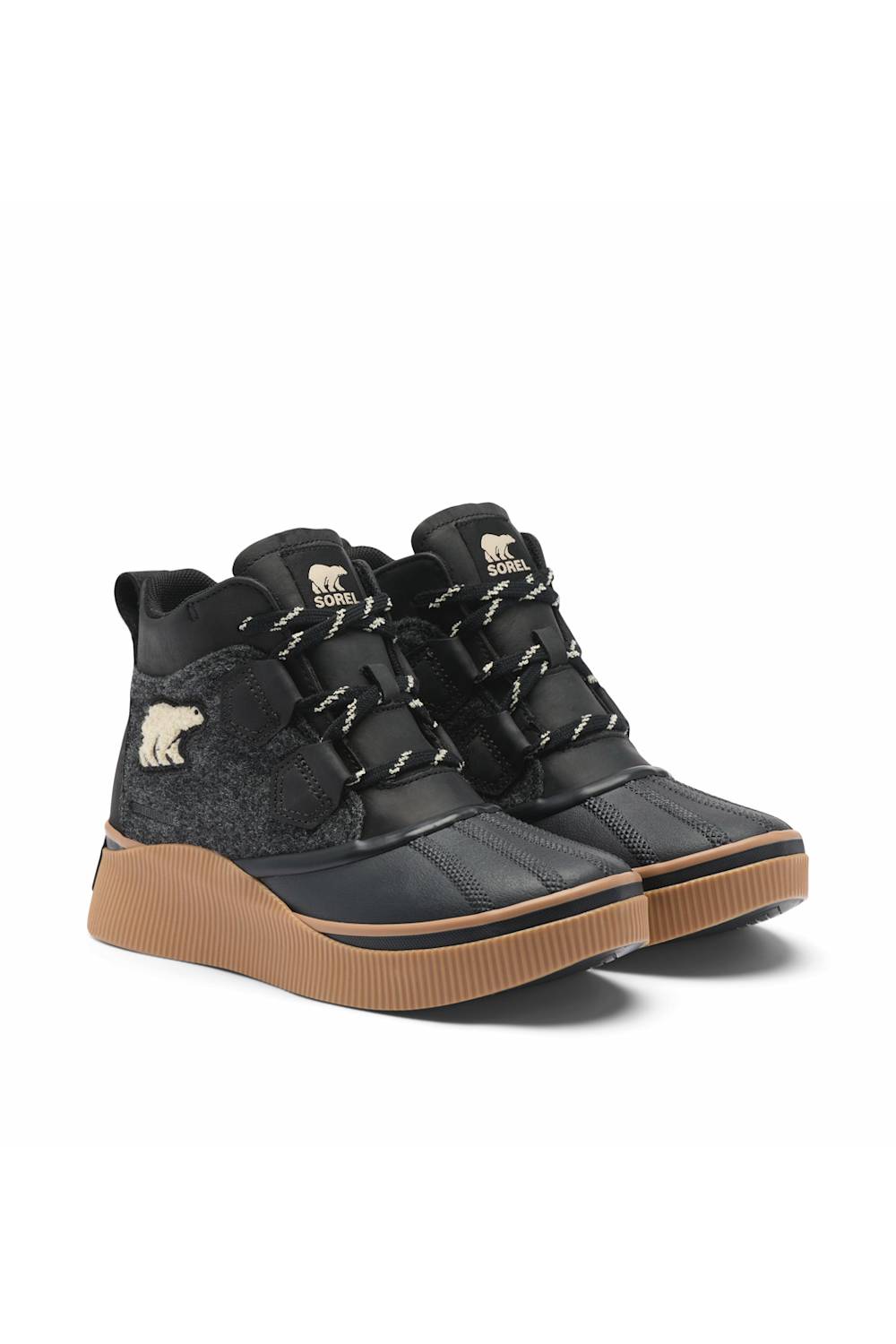 SOREL ONA black boot angled to show the lace-up design, textured upper, and brown gum platform sole.