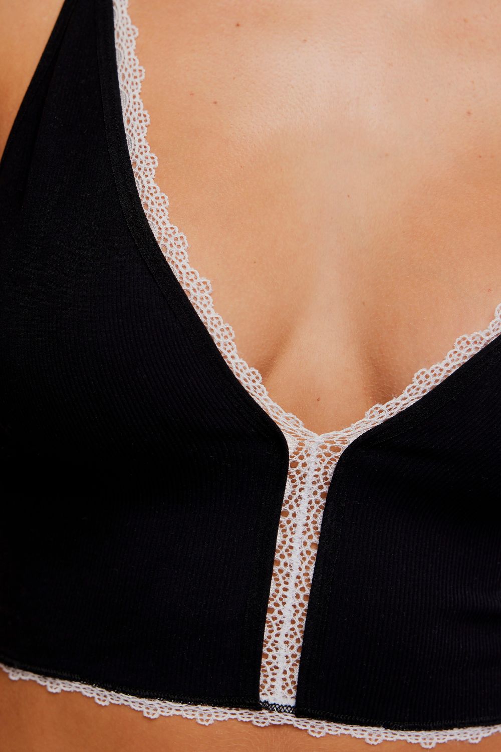 FP Movement Ace In Lace Cami for Women in Black | OB2359853-BLACK