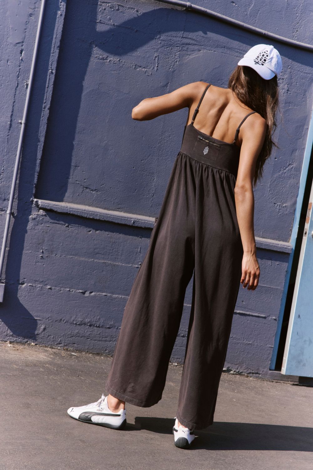 FREE-PEOPLE-URBAN-OUTFITTERS-HOT-SHOT-STRAPPY-ONESIE-2-BLACK-OB2364582-BLACK