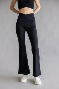 90-degrees-Sophia-Crossover-flare-legging-PY700021-W01-BLACK