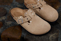 BOSTON CLOG RIVETS TAUPE SUEDE | 1030418