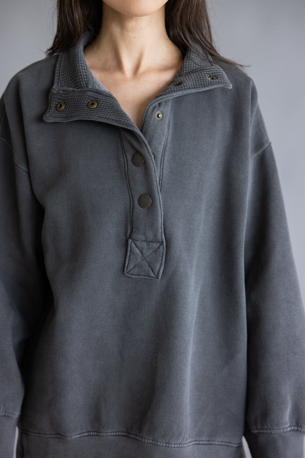 C_C-California-Mazzie-Sunwashed-Fleece-half-snap-pullover-with-waffle-yoke-89B03236-X007-BLACK-3