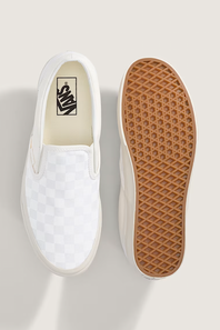Vans Classic Slip-On Checkboard Shoes for Women in Blanc De Blanc White