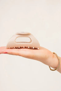 Cozy Clip Claw Hair Clip in Blonde | CC-005-BLDa