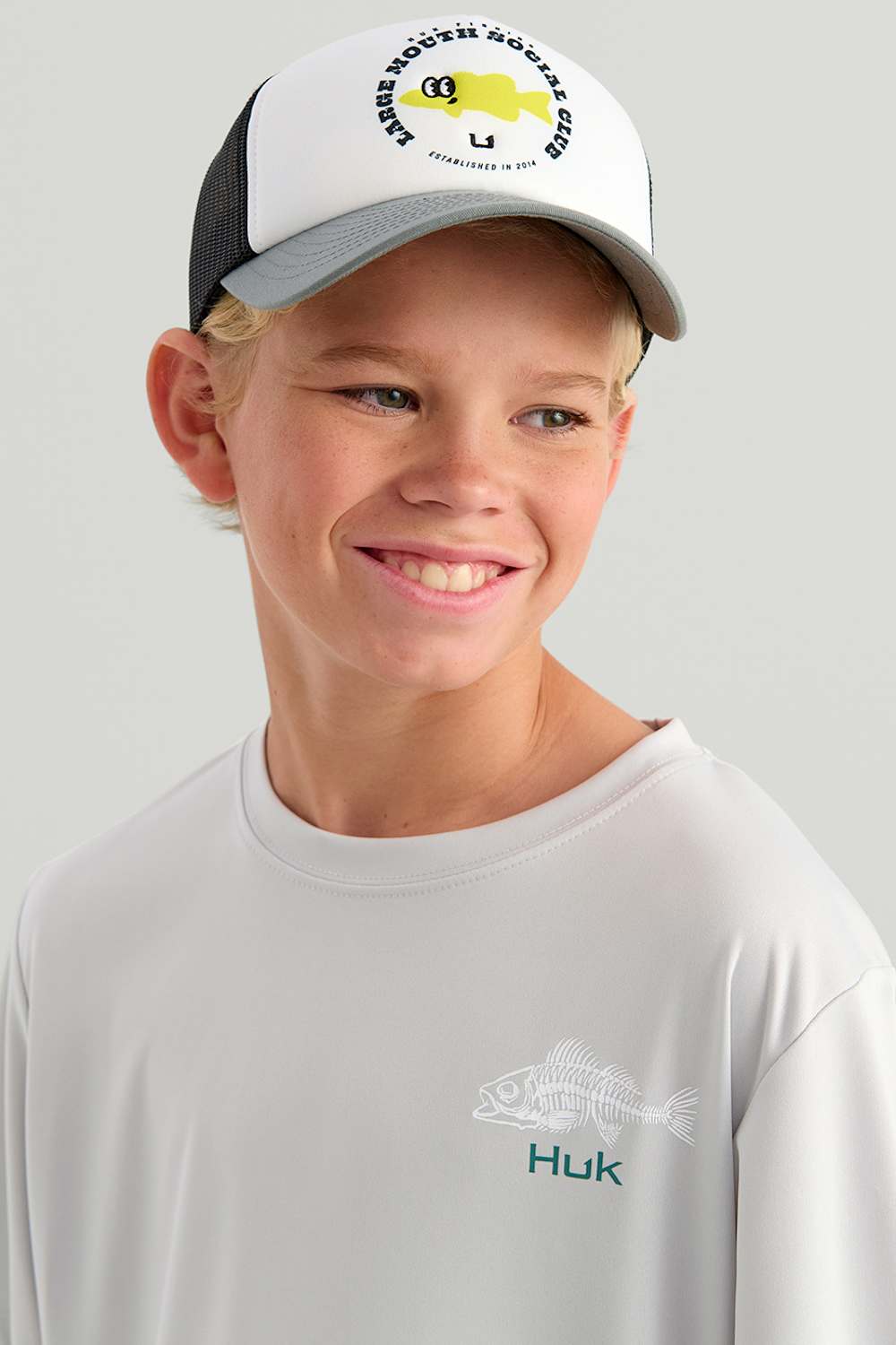 Huk Fishing Youth Pursuit Performance T-Shirt for Boys in Seagull Grey