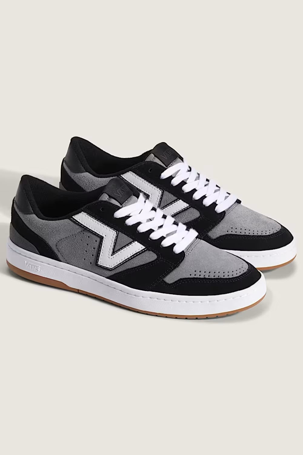 Vans Lowland 2.0 Sneakers for Men in Black/Gray