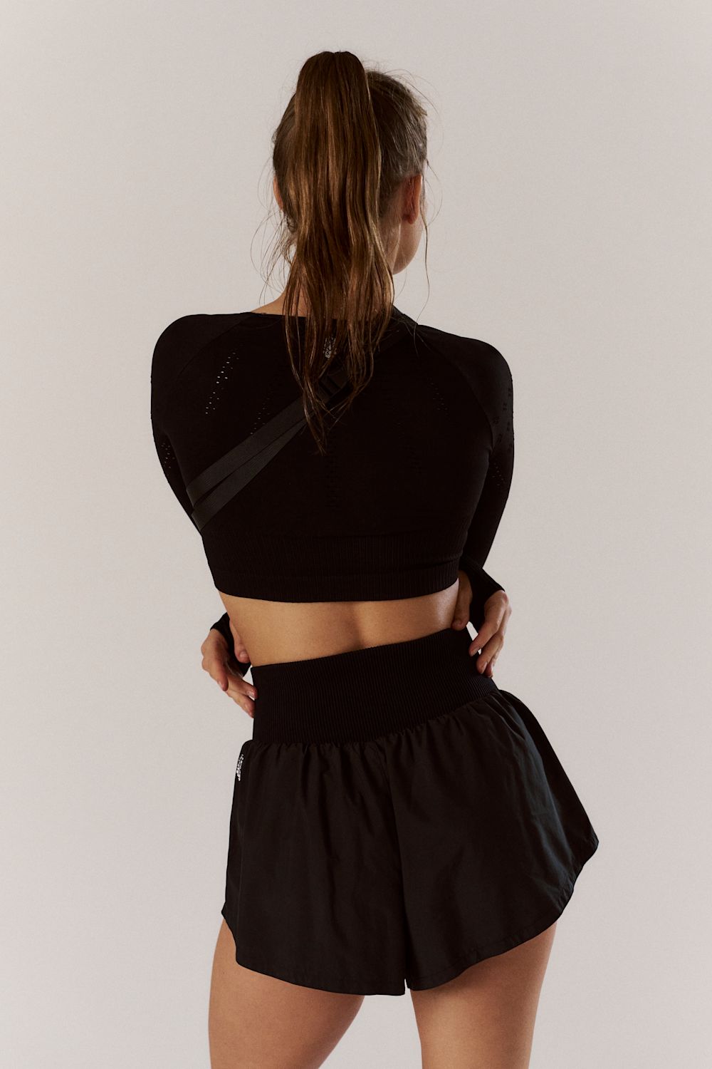 OB1850917-BLACK