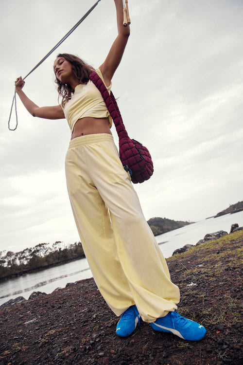 FP Movement Hot Shot Crossover Set for Women in Sunlit Yellow | OB1891907-SUNLITYELLOW