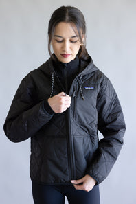 PATAGONIA-WOMENS-DIAMOND-QUILTED-BOMBER-HOODIE-JACKET-IN-BLACK-20696-BLK