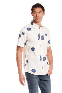 Weatherproof Vintage Seersucker Button Up Shirt for Men in Victoria Blue