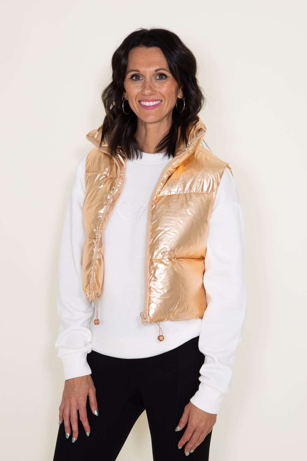 Glossy Sleeveless Puffer Jacket - Women - Ready-to-Wear